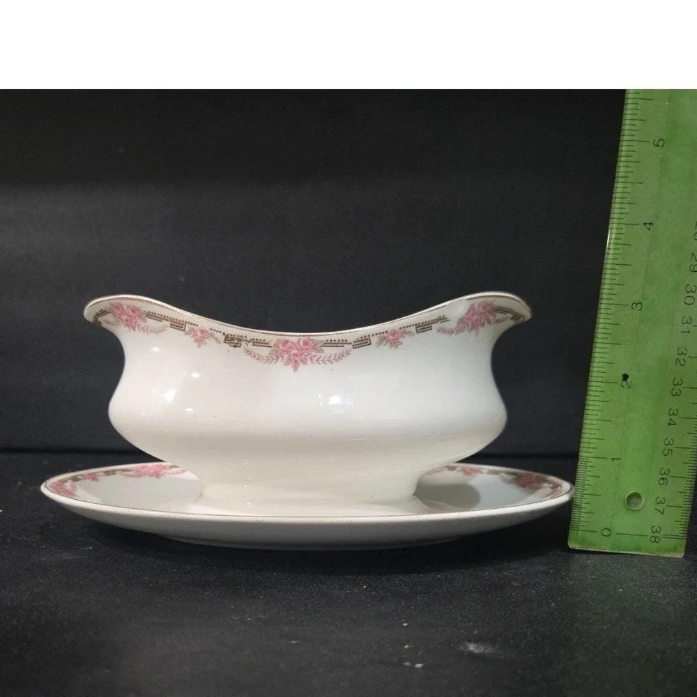 Overland by Alfred Meakin Gravy Boat with Attached Underplate, Vintage Serveware
